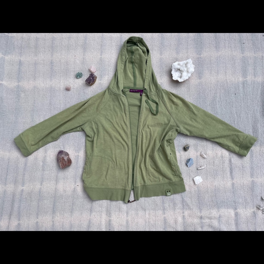 light green mid length sleeve lounge jacket
